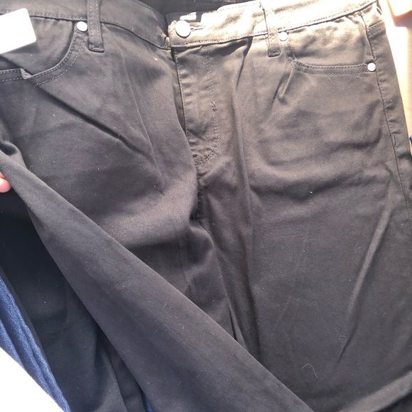 Costco Jeans - Picture 9 of 16